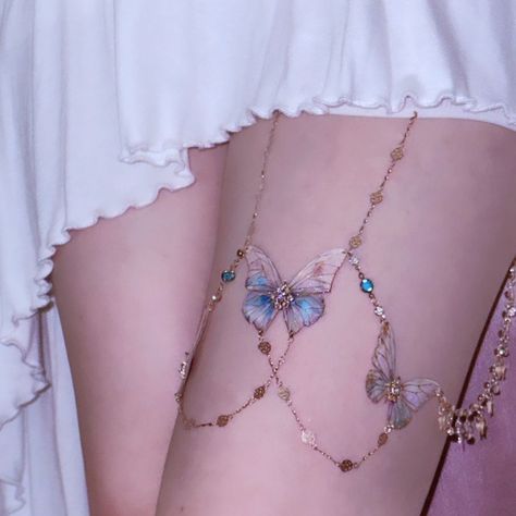 Transform your look with the Butterfly Aurora Thigh Chain—where elegance meets whimsy. 🦋✨ . . . #threefleas #threefleasjewelry ##butterflyvibes #ThighChain #fashionstatement #glamup #accessorizeinstyle Butterfly Lingerie, Dragon Goddess, Thigh Jewelry, Thigh Chain, Body Accessories, Goddess Jewelry, Alternative Style, Accessories Ideas, Cute Cosplay