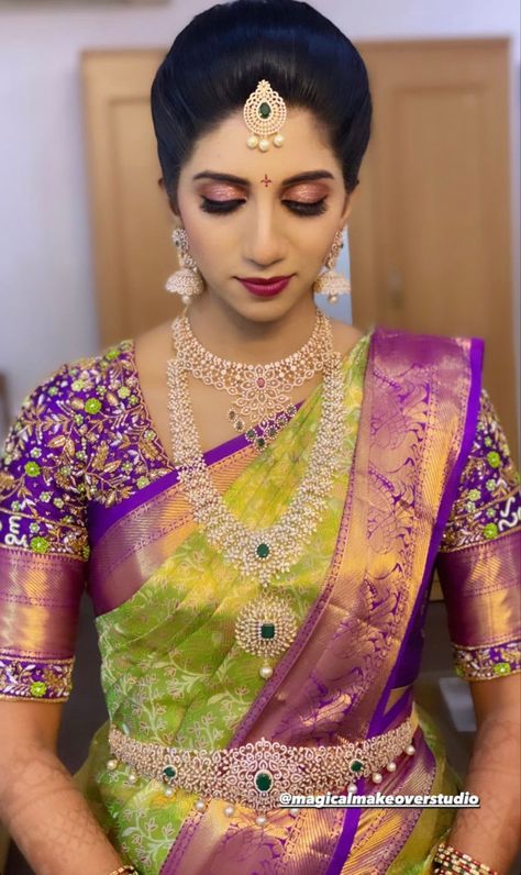 Fancy Sarees Blouse Models, Wedding Pattu Sarees For Bride, Marriage Pattu Sarees, Maggam Work Blouse Designs For Wedding, Latest Wedding Blouse Designs, Pelli Blouse Designs, Engagement Saree Blouse Designs, Latest Bridal Sarees Indian Weddings, Latest Blouse Works For Pattu Sarees