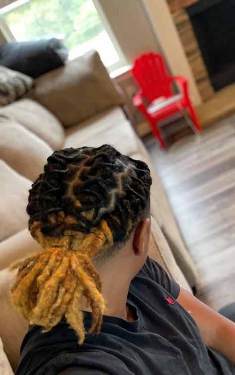 Men’s Loc Updo, Style For Locs Men, Dread Hairstyles For Prom Men, Dread Locks Styles Men, Dreadlock Hairstyles Braided, Four Barrel Twist Dreads Men, Simple Loc Styles Men, Dread Designs For Men, Dreads Ideas Men