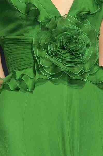 . Kelly Green Aesthetic, Green Flower Dress, Andrew Gn, Prime Colors, Mean Green, Green Theme, Simple Green, Green Colour, World Of Color