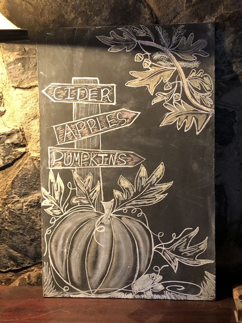 Pumpkin Patch Chalkboard Ideas, Fall Chalkboard Art, Halloween Chalkboard Art, Chalkboard Art Diy, Fall Chalkboard, Chalkboard Wall Art, Halloween Chalkboard, Blackboard Art, Chalkboard Ideas