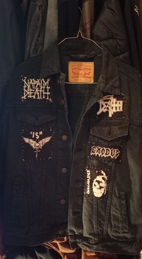 Goth Jean Jacket, Leather Patch Jacket, Black Denim Jacket Patches, Metal Jacket Patches, Goth Patch Jacket, Punk Jacket Patches, Metalhead Jacket, Punk Patch Jacket, Patch Jacket Ideas