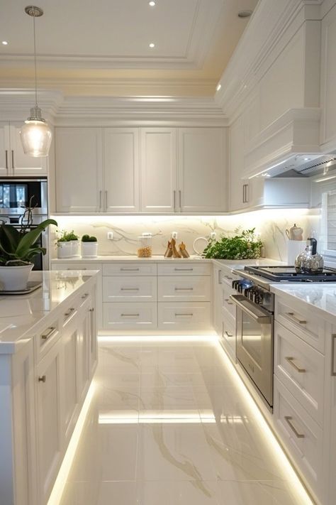 European Style Kitchen, Elegant Kitchen Design, Kabinet Dapur, Dream Kitchens Design, Kitchen Interior Design Modern, Kitchen Design Plans, White Kitchen Design, Kitchen Design Trends, Elegant Kitchens