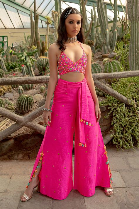 Buy Pink Dupion Art Silk Hand Embroidery Danka Plunge V Wrap Top And Palazzo Pant Set For Women by Kacha Tanka Online at Aza Fashions. Tops Outfit Ideas, Indian Outfits Modern, Tops Outfit, Mehendi Outfit, Haldi Outfits, Sangeet Outfit, Motif Embroidery, Haldi Outfit, Trendy Outfits Indian