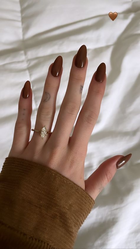 Cool Nails, Engagement Nails, Nails Fall Nails, Engagement Ring Pictures, Nail Polish Nail Art, Art Aesthetics, Aesthetic Nails, Manicure Ideas, Nails Fall