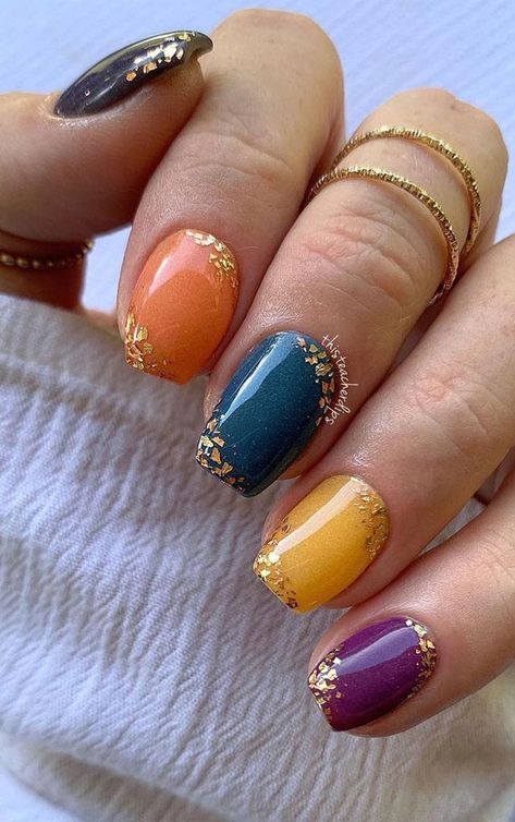 Elaborate Nail Designs, Bright Colored Nail Ideas, 2023 Fall Nail Designs, Autumn Fingernails, Nails Jewel Tones, September Nails, Fall Gel Nails, Fall Nail Art Designs, Cute Nails For Fall