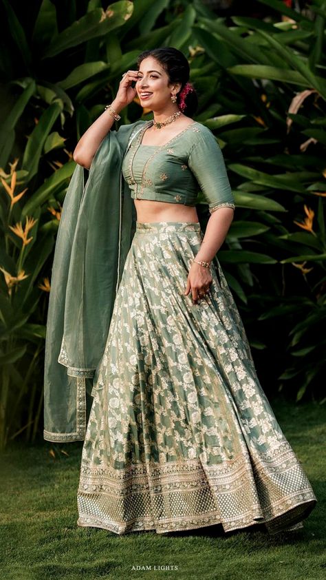 banarasi lehenga| banarasi lehenga blouse design| banarasi lehenga dupatta draping style| banarasi lehenga bridal| banarasi lehenga look| banarasi lehenga designs| banarasi lehenga red| banarasi lehenga blouse designs latest| banarasi lehenga green| banarasi silk lehenga| bridal banarasi lehenga| bridal banarasi lehenga collection| silk lehenga banarasi bridal| wedding banarasi lehenga| banarasi lehenga look for wedding| silk banarasi lehenga Cocktail Lehenga, Indian Wedding Sangeet, Lehenga For Engagement, Kerala Engagement Dress, Lehenga Designs Latest, Reception Cocktail, Chaniya Choli Designs, Banarasi Lehenga, Lehenga Red