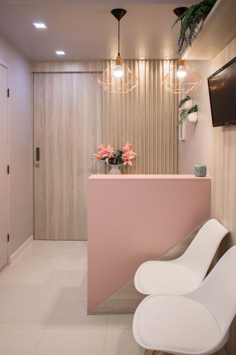 Beauty Room Salon, Esthetician Room Decor, Dental Office Design Interiors, Esthetics Room, Spa Room Decor, Spa Interior Design, Salon Suites Decor, Esthetician Room, تصميم داخلي فاخر