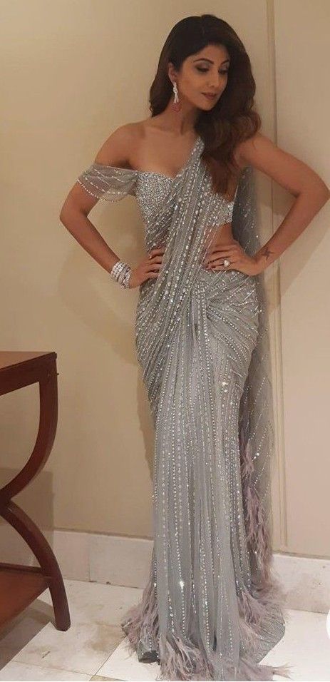 Silpa Shetty, Silver Saree, Indian Outfits Modern, Saree Jacket Designs, German Police, Trendy Outfits Indian, Simple Saree Designs, Indian Sari Dress, Fancy Sarees Party Wear