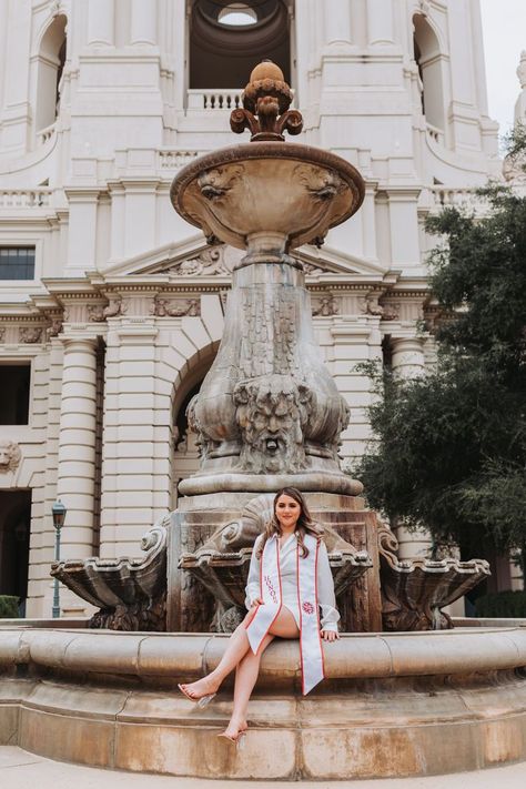 Graduation Pictures On Stairs, Graduation Pictures Downtown, Pasadena Photoshoot, Graduation Photos Washington Dc, Pasadena City Hall Graduation Photoshoot, Pasadena City Hall Photoshoot, Pasadena City Hall Photoshoot Quince, Pasadena City Hall, Debut Photoshoot