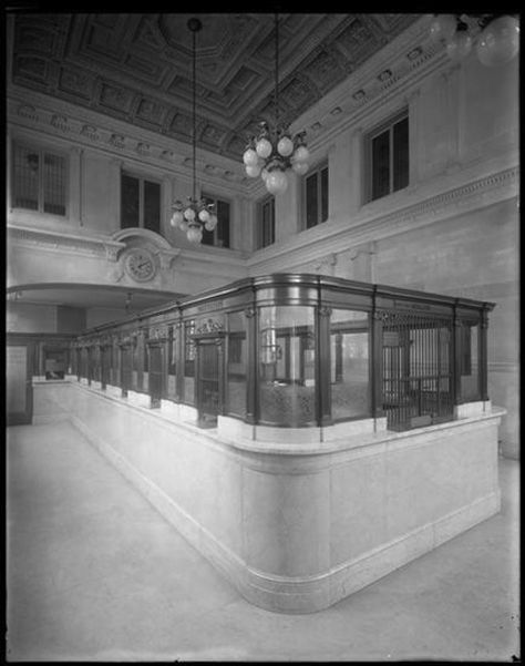 1910 photo of the Jarmulowsky Bank Building's interior, via MCNY.  Lower East Side, Manhattan. Business Vibes, Bank Interior, Space Concept, East Side Gallery, Bank Building, Vintage Bank, Bank Design, Banks Building, Lower East Side