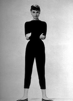 pants of the generations: audrey hepburn: pants lover's Beatnik Style, Vintage Fashion 1950s, Audrey Hepburn Style, Hepburn Style, Fashion 1950s, 1950s Style, Retro Mode, Street Trends, Vestidos Vintage