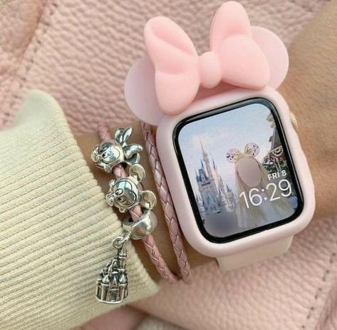 Fotocamere Vintage, Apple Watch Fashion, Apple Watch Case, Apple Watch Accessories, Missing Her, Disney Life, Disney Jewelry, Iphone Accessories, Disney Accessories