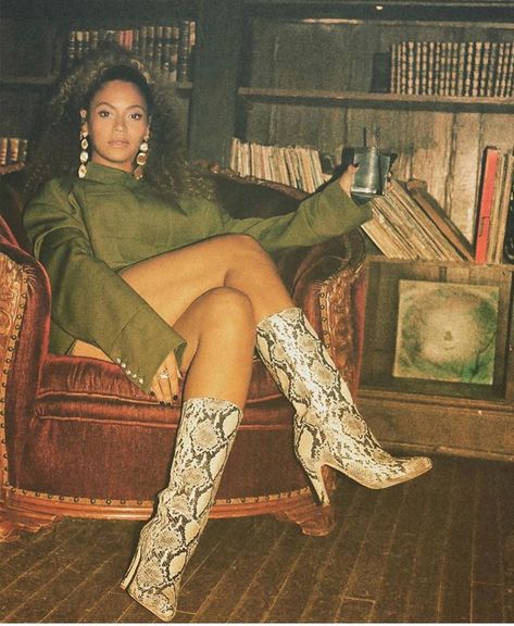 Beyonce 2013, Mode Old School, Snake Print Boots, Beyonce Knowles Carter, Beyonce Style, Mrs Carter, Snakeskin Boots, Beyoncé Giselle Knowles-carter, Beyoncé Giselle Knowles