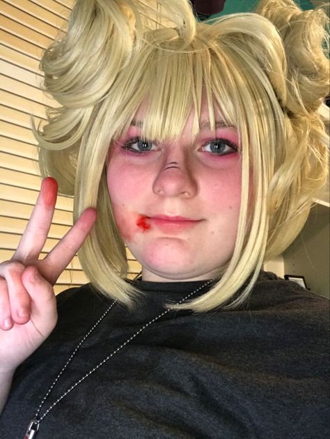 Toga Hairstyles, Hanako Kun Cosplay Makeup, Yashiro Nene Cosplay Makeup, Himiko Toga Cosplay, Toga Cosplay Tiktok, Toga Cosplay, Aot Cosplay Tiktok, Misa Amane Cosplay Tiktok, Hair And Makeup