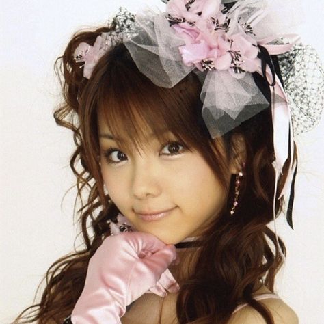 Tanaka Reina, Gyaru Hair, Japanese Makeup, Gyaru Fashion, Fashion People, Pretty Style, Pose Reference Photo, I Love Girls, Girls Dream