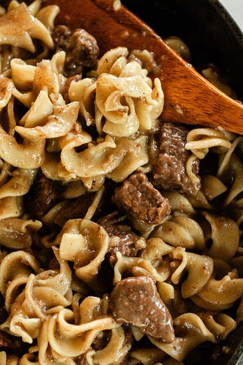 Beef Tips and Noodles Recipe Beef Tip, Beef Tips And Noodles, Cast Iron Skillet Cooking, Balsamic Vinegar Chicken, Leftover Beef, Skillet Cooking, Brisket Recipes, Beef Stew Meat, Cast Iron Recipes