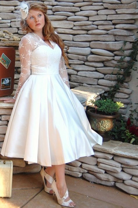 Knee Length Wedding Dress Plus Size, Plus Size Tea Length Wedding Dress, Tea Length Wedding Dress With Sleeves, Pin Up Wedding Dress, 1950s Tea Length Wedding Dress, 1950s Wedding Dress Tea Length, 50s Style Wedding Dress, Retro Wedding Dress, Kebaya Simple