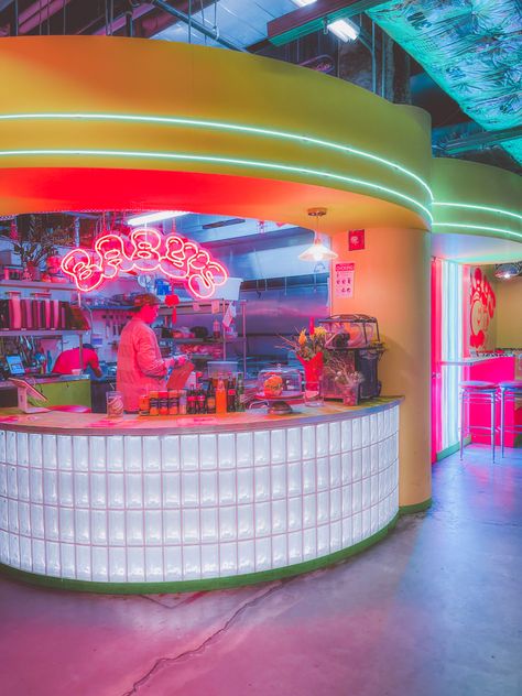 #brooklyn #nyc #neon #neo #futuristic #cyberpunk #cyber #y2k #food #photography #aesthetic #filmphotography #art Retro Futuristic Architecture, Cyberpunk Store, Cyberpunk Arcade, Cyberpunk Restaurant, Cyberpunk Food, Futuristic Arcade, Futuristic Cafe, Futuristic Food, Y2k Food