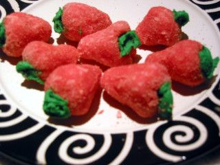 Make and share this Christmas Strawberries recipe from Food.com. Christmas Strawberries, Easy Healthy Cake, Henna Diy, Hair Henna, Christmas Strawberry, Henna Ideas, Strawberry Candy, Strawberry Jello, Henna Hair