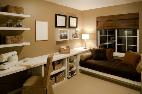 FS2D Design Group tip for the home office in a guest room! | fengshui2design Spare Room Office, Spare Bedroom Office, Home Office Guest Room Combo, Guest Bedroom/office, Design Ložnic, Home Office/guest Room, Hardscape Design, Extra Bedroom, Office Guest Room