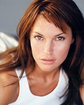 Jolene Blalock Role Models Movie, Vulcan Star Trek, Jolene Blalock, Jason And The Argonauts, Star Trek Models, Star Trek Tv, To Be A Woman, Star Trek Images, Old Hollywood Glam