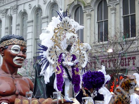 Mardi Gras parade | Travel Wish List | New Orleans travel | NOLA travel Fat Tuesday Outfit, Tuesday Outfit, New Orleans Hotels, African Ancestry, Shrove Tuesday, Visit New Orleans, Mardi Gras Parade, New Orleans Mardi Gras, Mardi Gras Decorations