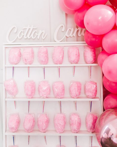 Candy Wall Display, Cotton Candy Wall, Blush Pink And Black Wedding, Cotton Candy Favors, Candy Wall, Cotton Candy Party, Pink Sweet 16, Carnival Birthday Party Theme, Sweet 16 Themes