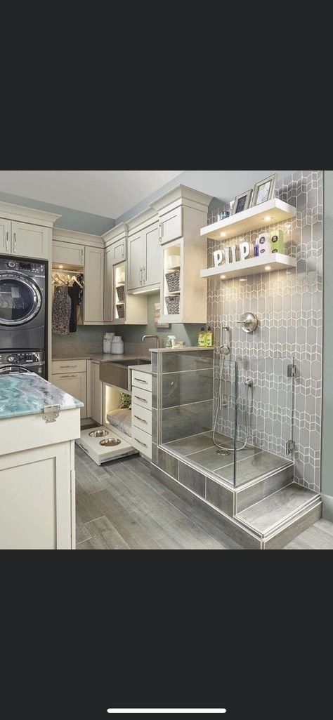 Dream laundry room with dog wash and built in dog bed Laundry Room With Dog Wash, Built In Dog Bed, Dog Condo, Dog Room Design, Life With A Dog, Kitchen Built Ins, Wash Station, Pantry Laundry Room, Dog Spa