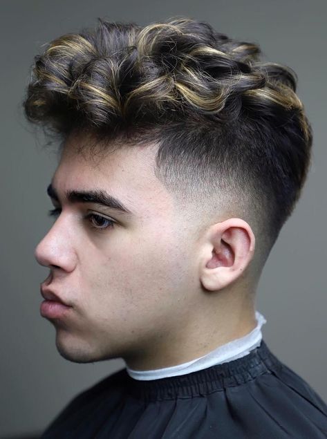 Mens Dimensional Hair Color, Mens Hair Colour Ideas, Boys Hair Colour, Highlights On Men, Men Hair Color Trends, Men’s Dyed Hair Ideas, Hair Colour Ideas For Men, Dimension Haircut, Hair Color Ideas Men