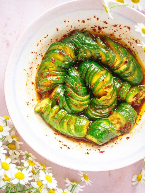 This Spicy Asian Spiral Cucumber Salad is a simple crunchy cucumber salad made with Gochugaru chili powder, soy sauce, and garlic olive oil. Spiral Cucumber Salad, Korean Pickles, Spicy Cucumbers, Salad With Rice, Korean Salad, Vegan Japanese Food, Japanese Cucumber Salad, Spicy Cucumber Salad, Cucumber Kimchi