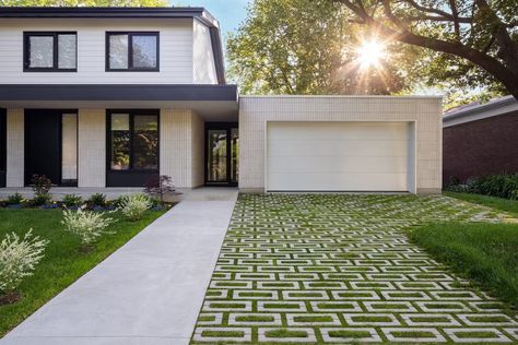 Photo 8 of 15 in These Are the Design Trends That Will Dominate in 2024 from These 10 Trends Will Define Outdoor Design in 2023 - Dwell Geometric Garden, Driveway Pavers, Textured Tiles, Modern Patio, Cost Of Living, Paver Patio, Garden Features, How To Level Ground, Outdoor Design