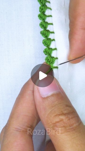 Embroidery Trim Ideas, Embroidery Trim Patterns, Embroidered Edges Ideas, Edge Embroidery Stitches, Embroidery Edge Stitches, Embroidery Border, Simple Hand Embroidery Patterns, Embroidery Lessons, Sewing Easy Diy