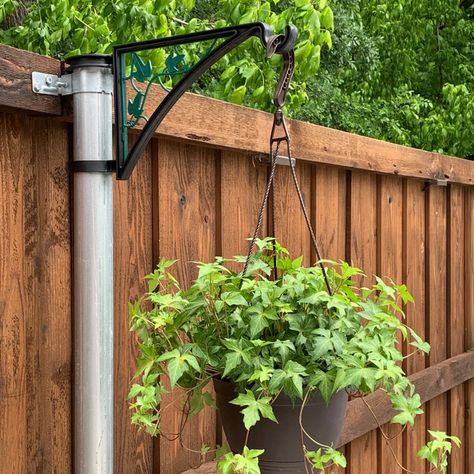 Inspiration – ENoVate Hangs EZ Yard Fence, Leaf Decoration, Fence Posts, Fence Decor, Outdoor Flowers, Fence Post, Leaf Decor, The Fence, French Polynesia