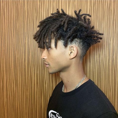 Jaden Smith Dreads, Semi Freeform Locs, Short Dread Styles, Hair Like Wool, Hair Twists Black, Short Dreads, Mens Haircuts Short Hair, Hair Twists, Men Haircut Curly Hair