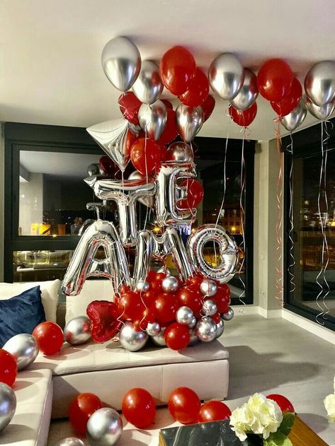 Valentines Balloons Decorations, Romantic Room Surprise, Diy Streamers, Romantic Room Decoration, Romantic Bedroom Decor, Valentines Balloons, Birthday Goals, Diy Balloon Decorations, Creative Gifts For Boyfriend