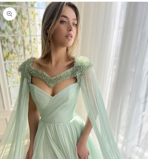 Mint Gown, Teuta Matoshi, Homecoming Formal Dresses, Dress Stands, Exquisite Gowns, Mother Wedding Dress, Beaded Tulle, Evening Dress Fashion, Beaded Bodice