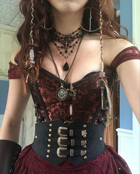 Pirate Core Jewelry, Renfaire Outfit Pirate, Ren Faire Aesthetic, Renfest Outfit, Piratecore Aesthetic, Renn Faire Outfit, Woman Pirate, Pirate Costume Accessories, Ren Faire Outfits