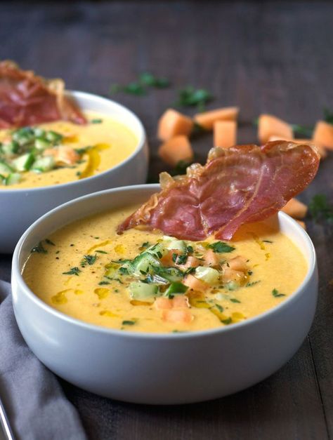 Cantaloupe Gazpacho with Crispy Prosciutto Cantaloupe Soup Summer, Cantaloupe Gazpacho, Melon Gazpacho, Cantaloupe Soup, Chilled Soups, Chilled Soup Recipes, Cantaloupe Recipes, Cold Soup Recipes, Cold Soups