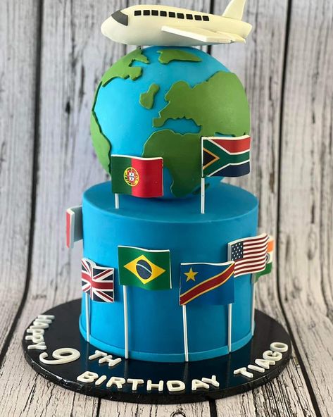 Around The World Cake Ideas, World Map Cake, World Birthday Cake, Office Cake, Cake Travel, Map Cake, Globe Cake, World Cake, Travel Cake