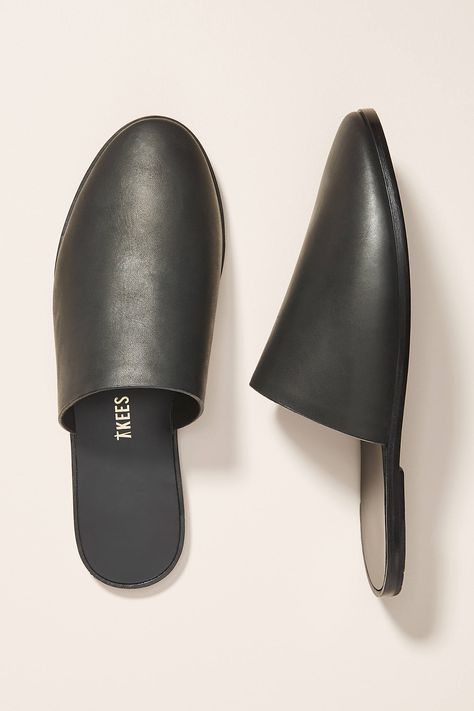 TKEES TKEES LEATHER SLIDES. #tkees #shoes Tiki Hut, Slides Shoes, Leather Slides, Accessories Home, Shoe Sale, Leather Working, High Quality Leather, Black Tshirt, Heeled Mules