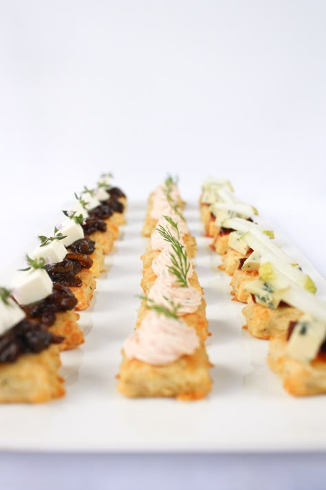 Canapes Ideas, Smoked Salmon Mousse, Christmas Party Drinks, Balsamic Onions, Canapes Recipes, Cheese Biscuits, Food Carving, Milk Recipes, Small Bites