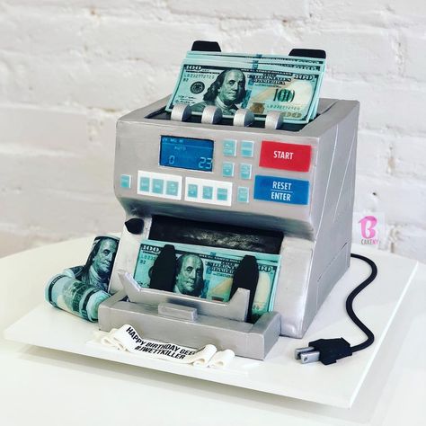 BCakeNY on Instagram: “Cash Counting Machine Cake! 💵💵💵TAG someone who should have this Cake! 😊 Stop by for our Tastings this week! #alledible #detailobsessed” Cash Counting Machine, Instagram Cake, 3d Cakes, Wilton Cakes, Cake Lover, Anniversary Cake, Buttercream Cake, Tag Someone Who, Cake Art