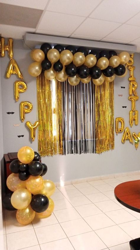 Ballon Decoration Ideas At Home Easy, Simple Ballons Decoration At Home, Simple Birthday Decoration At Home Ideas, Happy Birthday Decoration Ideas, Easy Birthday Decorations, Diy Birthday Decoration Ideas, Home Birthday Decor, Birthday Decoration Ideas At Home, Birthday Decoration Items