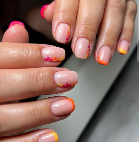 Shellac Nails Summer, Shellac Nail Designs, Minimal Nails Art, Wow Nails, Cherry Baby, Happy Hormones, Simple Gel Nails, Minimal Nails, Cute Gel Nails