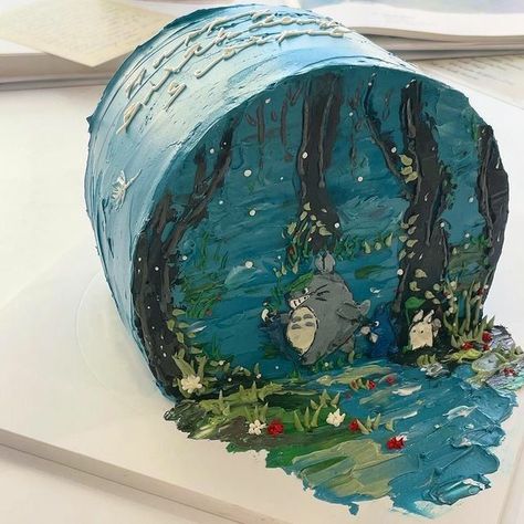 Studio Ghibli Cake, Cute Cake Ideas, Totoro Cake, Small Birthday Cakes, Artist Cake, Anime Cake, Funny Birthday Cakes, Cute Baking, Pretty Dessert