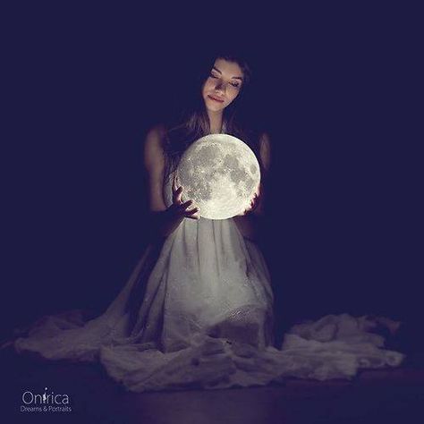 ` Gothic Stuff, Moonlight Photography, Fantasy Photography, Moon Photography, Photography Challenge, Photoshoot Themes, Beautiful Dark Art, Beautiful Moon, Photography Camera