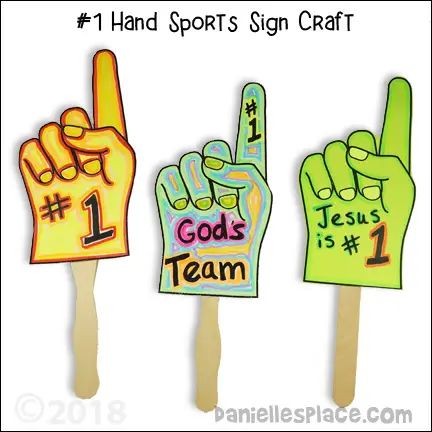 10 Thrilling Football Preschool Crafts - Education Outside Sports Day Arts And Crafts, Vbs Olympics Theme Crafts, Sports Craft Preschool, Football Themed Activities, Soccer Arts And Crafts, Summer Sports Activities For Kids, Sports Day Craft, Sports Week Activities For Kids, Sports Themed Activities For Kids