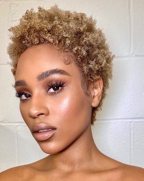 75 Most Inspiring Natural Hairstyles for Short Hair in 2024 2023 Hair Colour, Spring 2023 Hair, Natural Hair Pixie Cut, Natural Haircut Styles, Natural Blonde Balayage, Blonde Twa, Bamboo Blonde, Natural Hairstyles For Short Hair, Hair Colour Trends