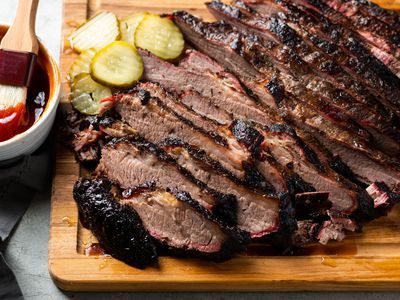 Top 10 Brisket Marinades for Delicious Barbecue Slow Cooker Brisket Recipes, Brisket Marinade, Baked Brisket, Brisket Recipes Smoked, Slow Cooker Brisket, Beef Marinade, Brisket Recipe, Beef Brisket Recipes, Smoked Beef Brisket